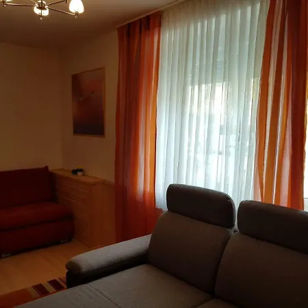 Ferien- Und Gastehaus * Gangkofen